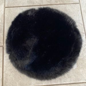 Jaclyn Smith Black Faux Fur Beret Ribbed Detail